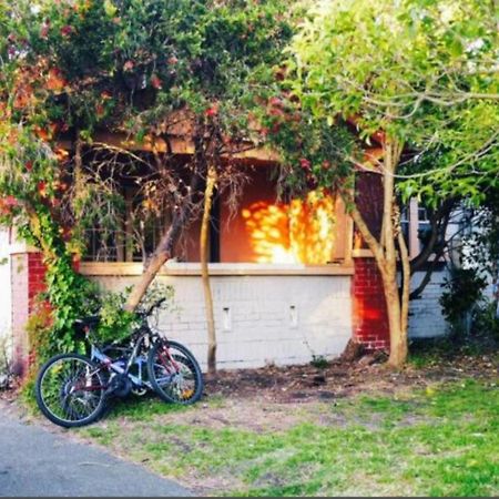 St Kilda East Backpackers' Hostel Melburne Exterior foto